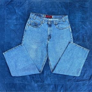 90s Levi’s Silvertabs “made in USA”.
